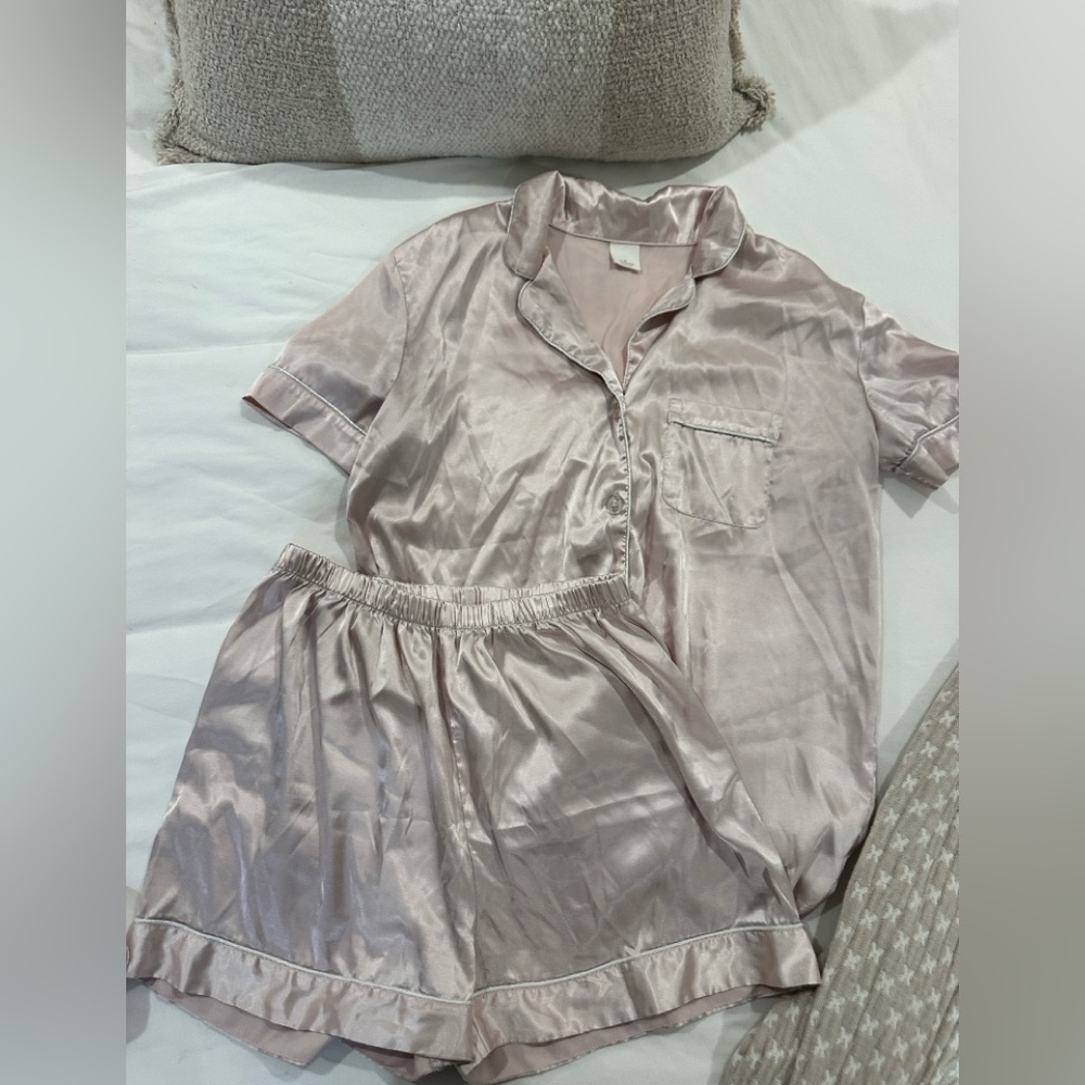 Women's Short Sleeve Pajama Set - Light Blush Pink